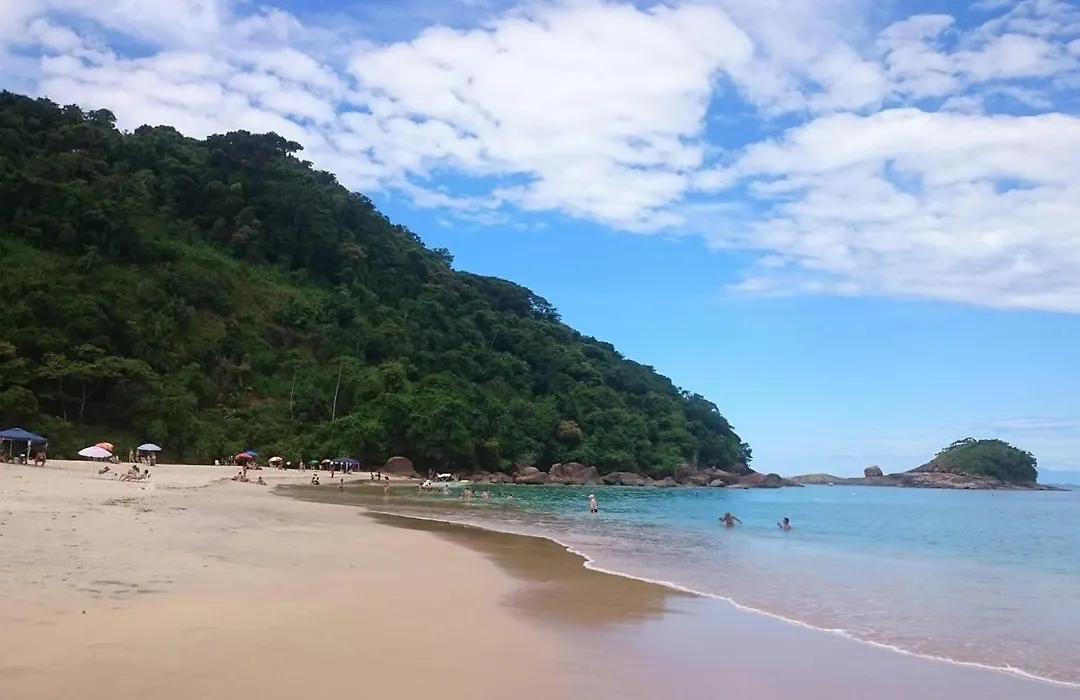 Apartamento com churrasqueira ar condicionado na Praia Grande Ubatuba-1